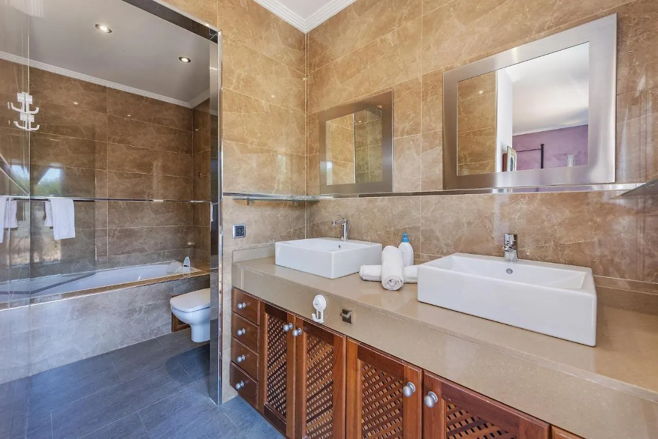 Villa Elena Alcúdia 0*,  Španělsko